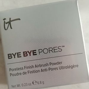 IT Cosmetics - Bye Bye Pores Powder